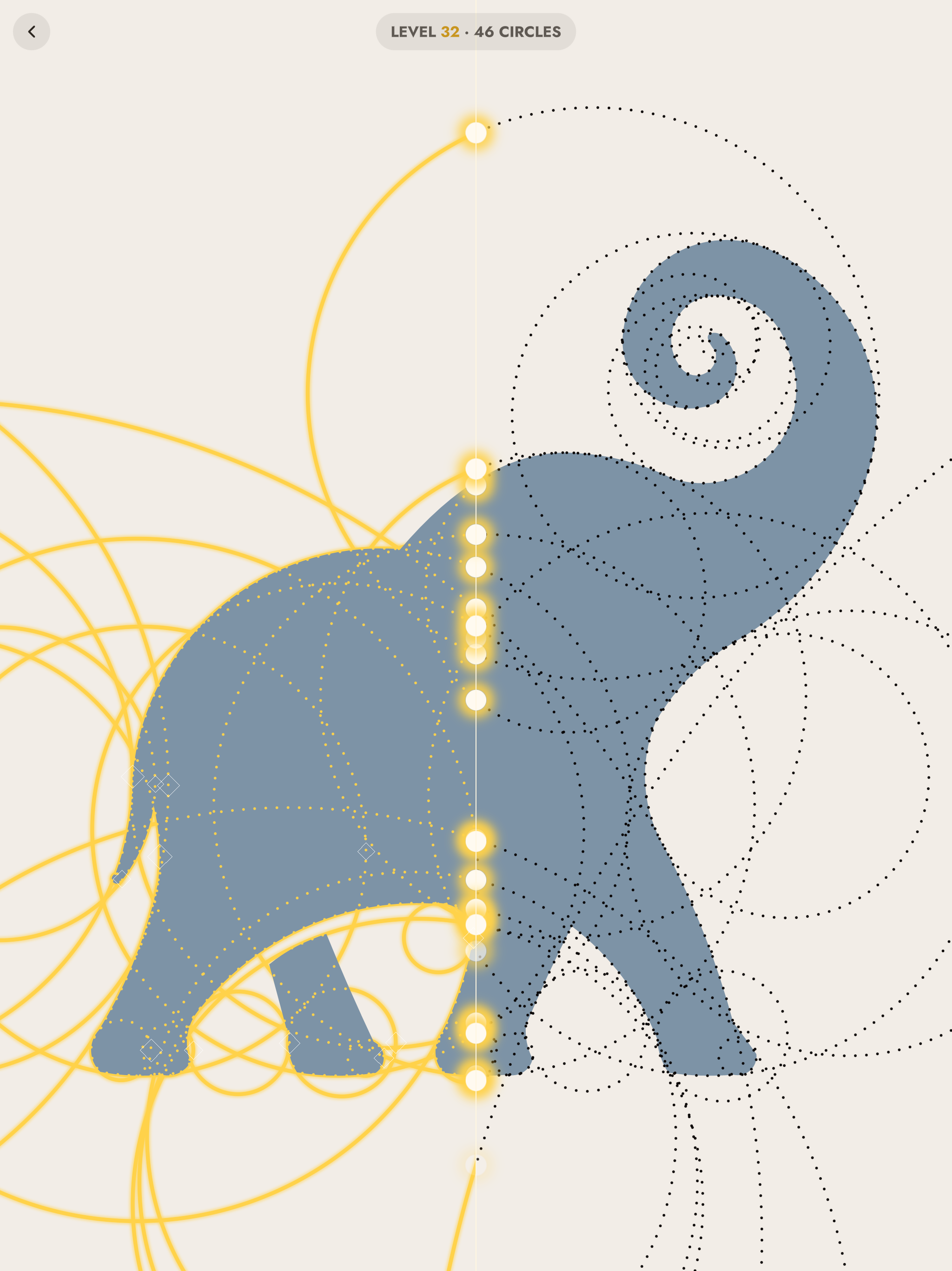 Level 32 solved: an elephant with a raised trunk, drawn from circles.